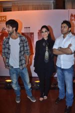 Shahid Kapoor, Lucky Morani at Le Club Musique launch in Trident, Mumbai on 1st Feb 2012 (214).JPG